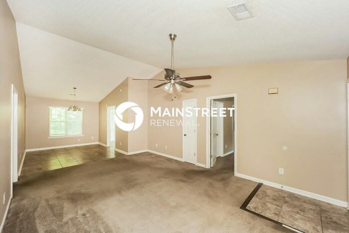 8550 Garvey Dr - Photo 3 of 21