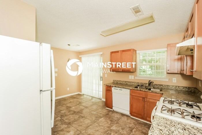 8550 Garvey Dr - Photo 6 of 21