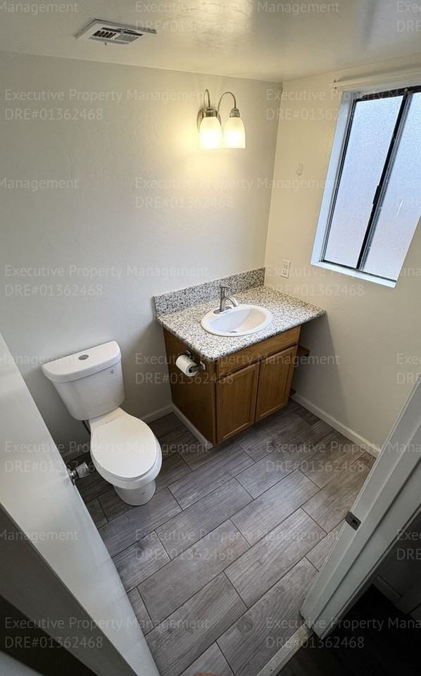 4309 Tierra Verde St #D - Photo 6 of 25