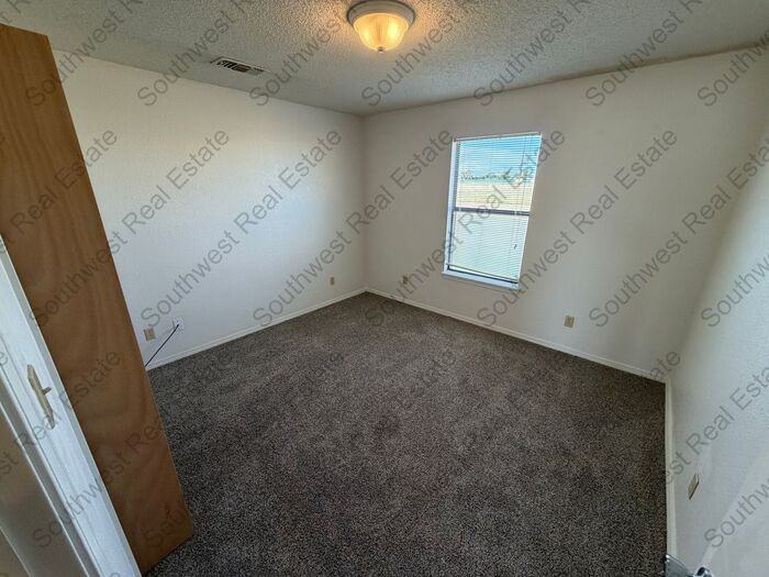 3313 Vinton St - Photo 6 of 11