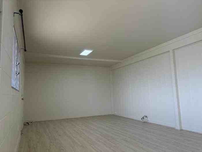 906 Mccully St #A - Photo 2 of 5