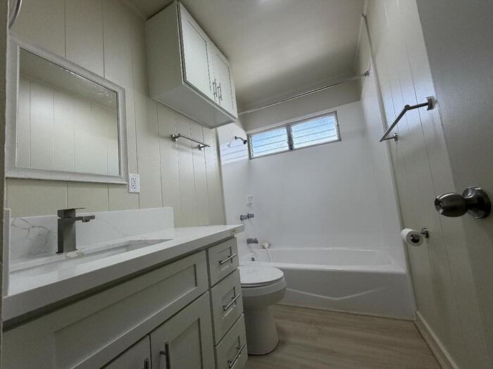 906 Mccully St #A - Photo 5 of 5