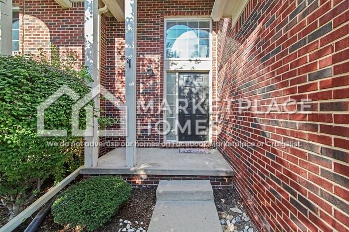 553 Concord Dr - Photo 3 of 24