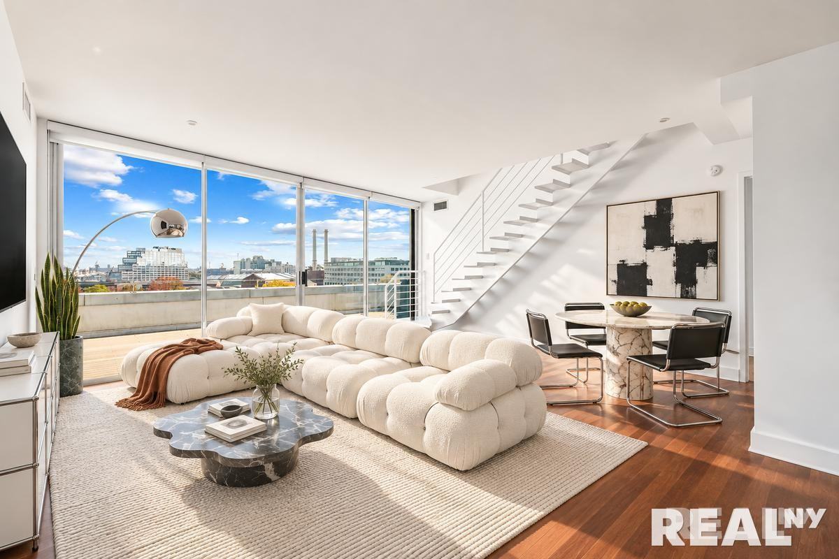 99 Gold St #PHG - Photo 2 of 17
