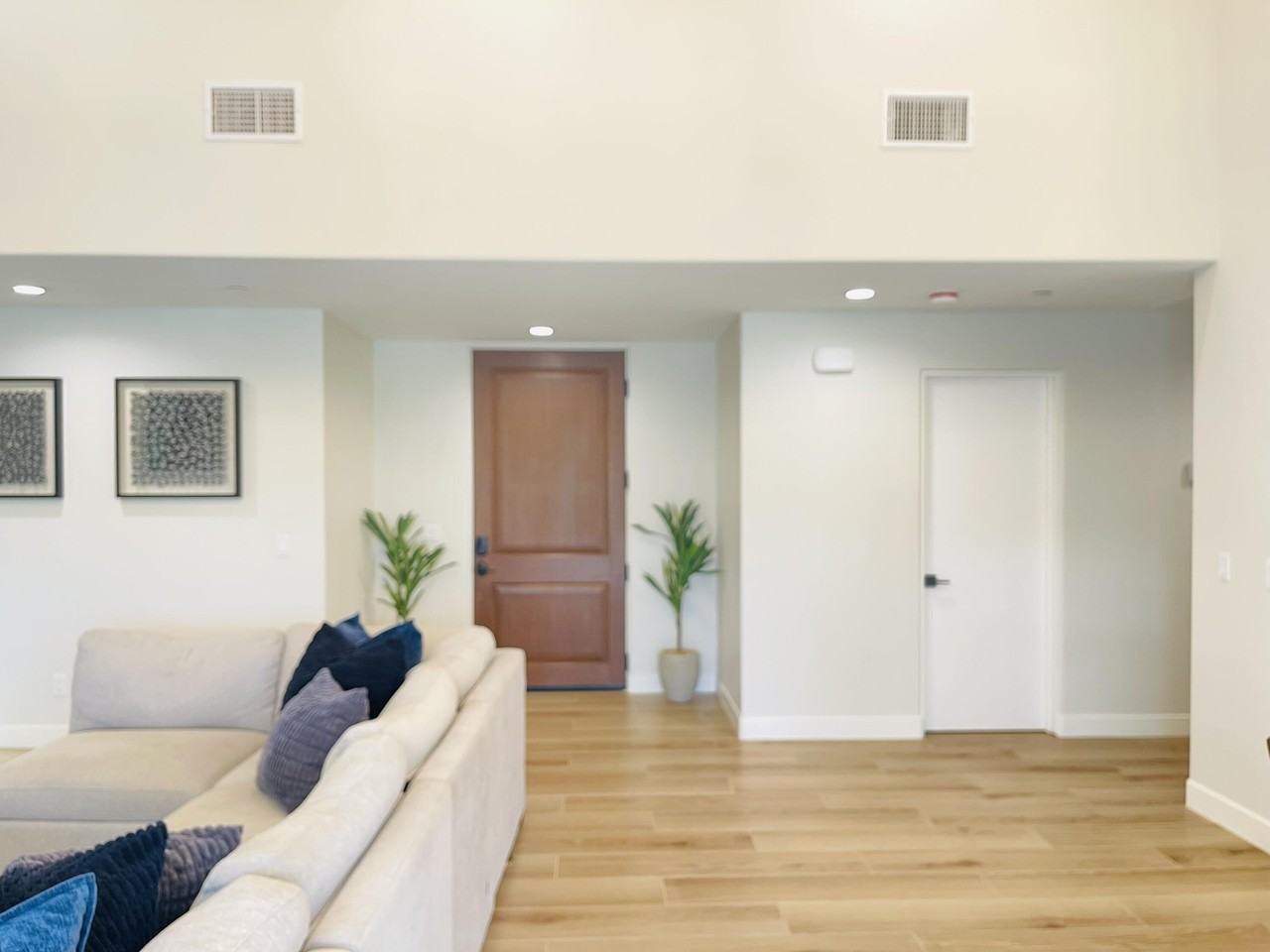 53130 Garza Ct - Photo 4 of 24