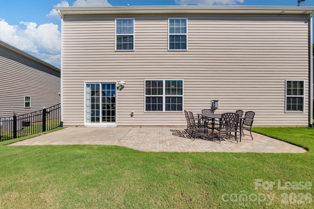 2204 Reid Pointe Ave - Photo 7 of 45