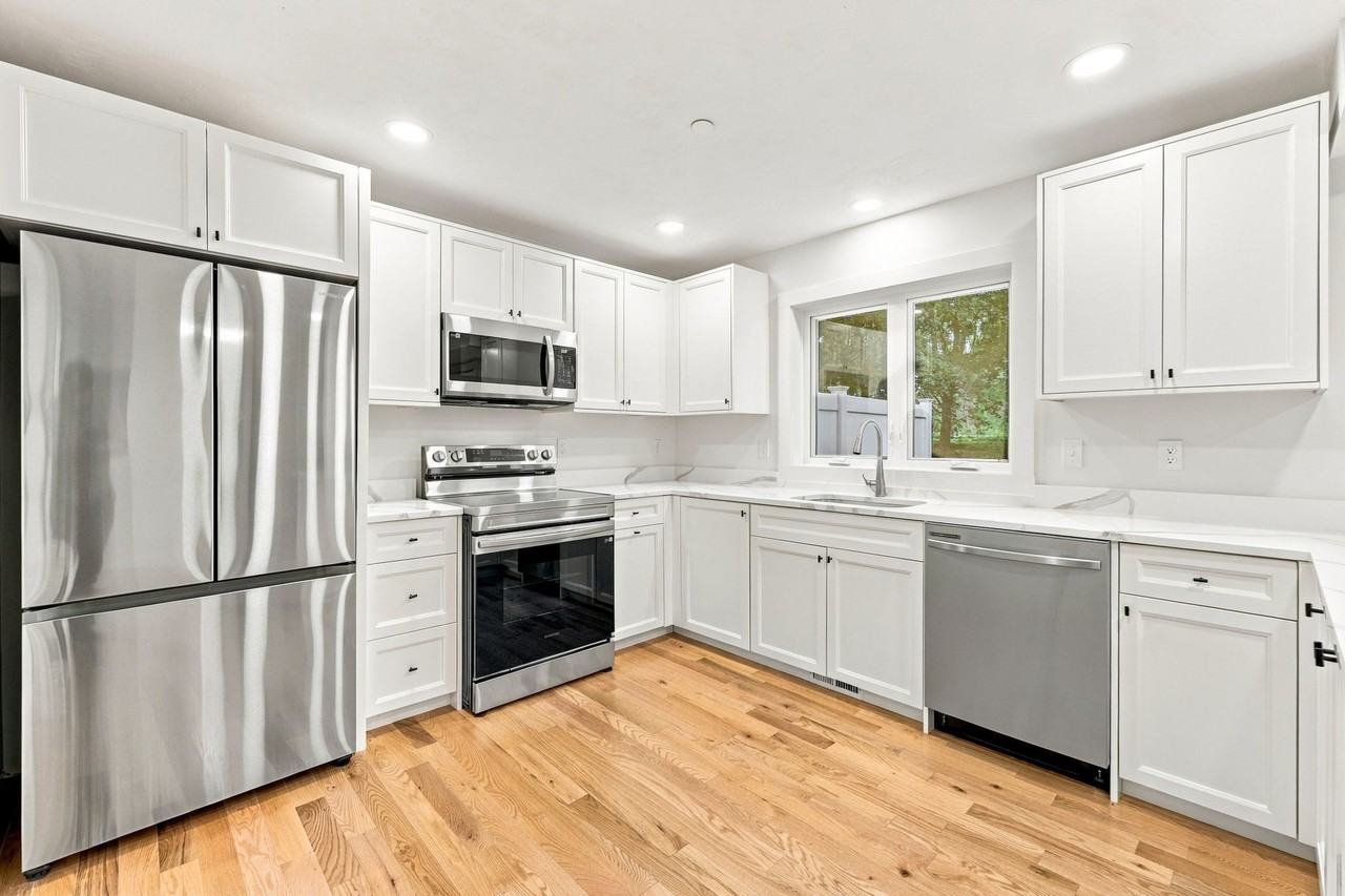 164 Main Street #C - Photo 6 of 28