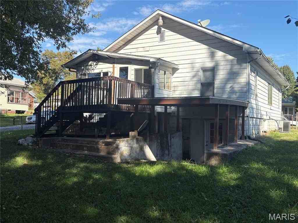 2801 Grandview Ave - Photo 2 of 15