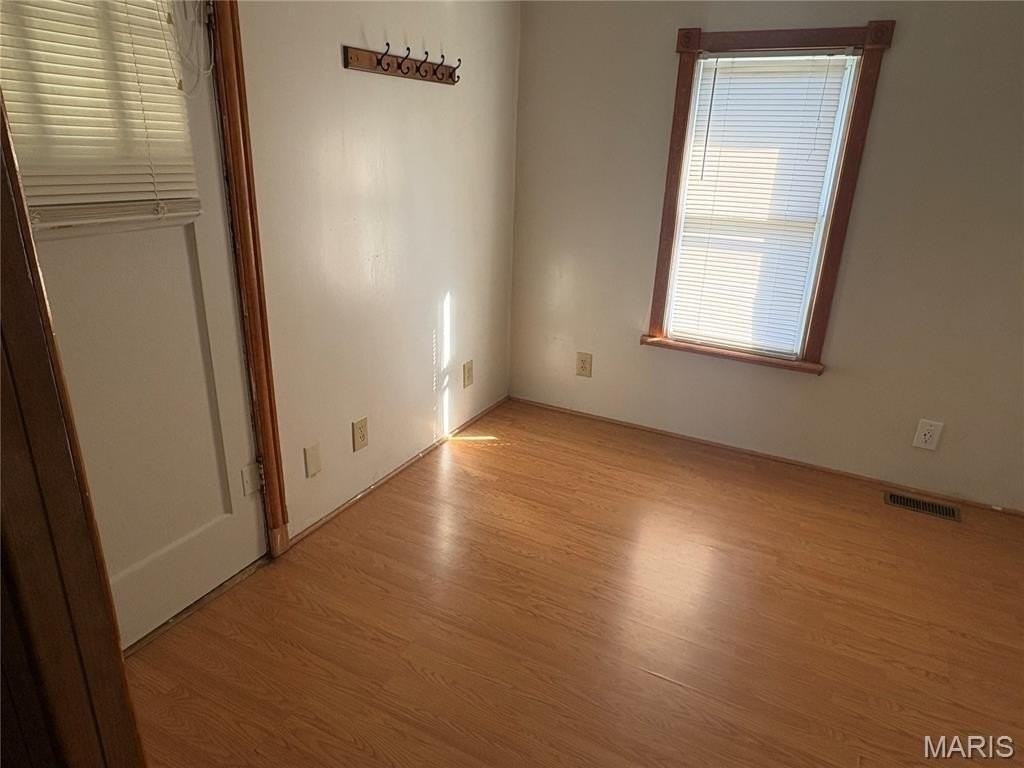 2801 Grandview Ave - Photo 5 of 15