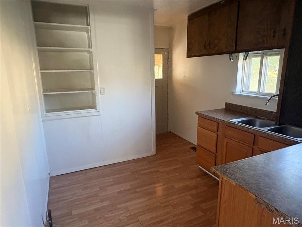 2801 Grandview Ave - Photo 7 of 15