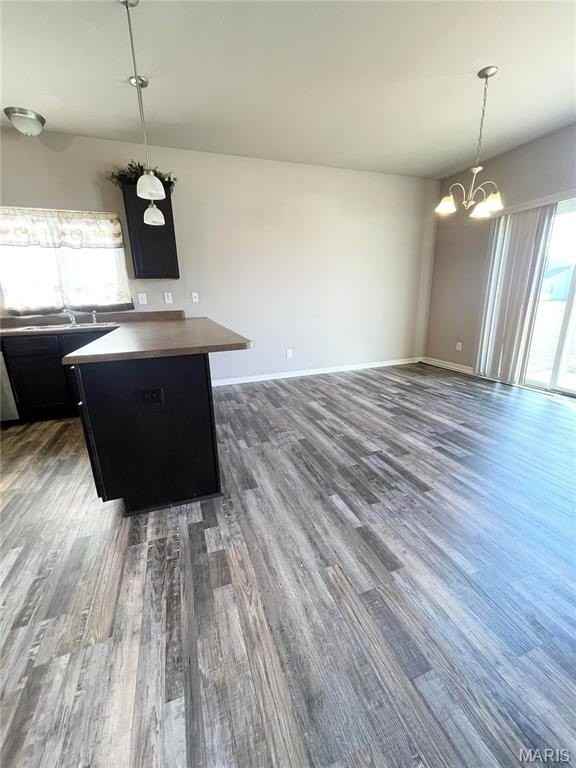 853 Bluff Ridge Ln - Photo 5 of 19