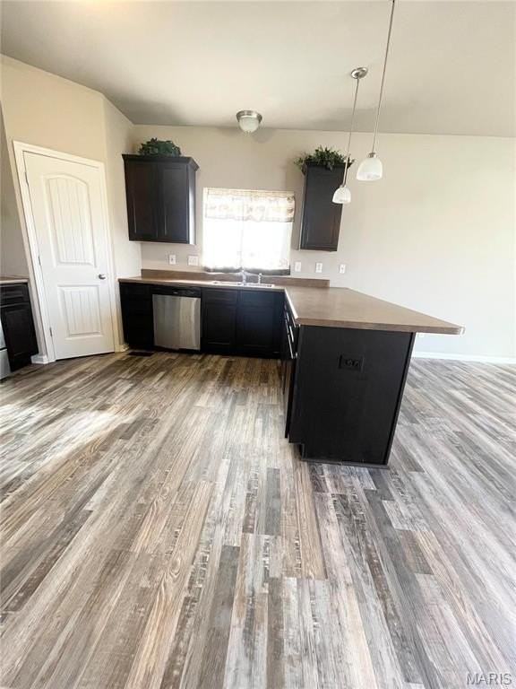 853 Bluff Ridge Ln - Photo 6 of 19