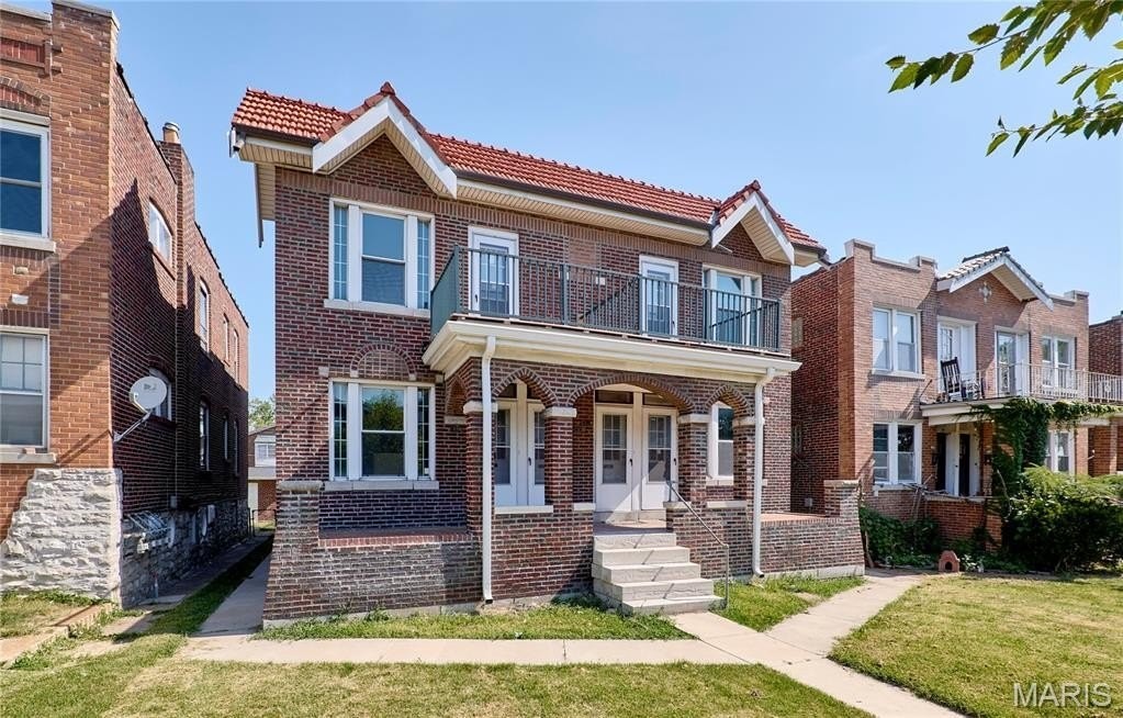 5049 Chippewa St #A - Photo 3 of 25