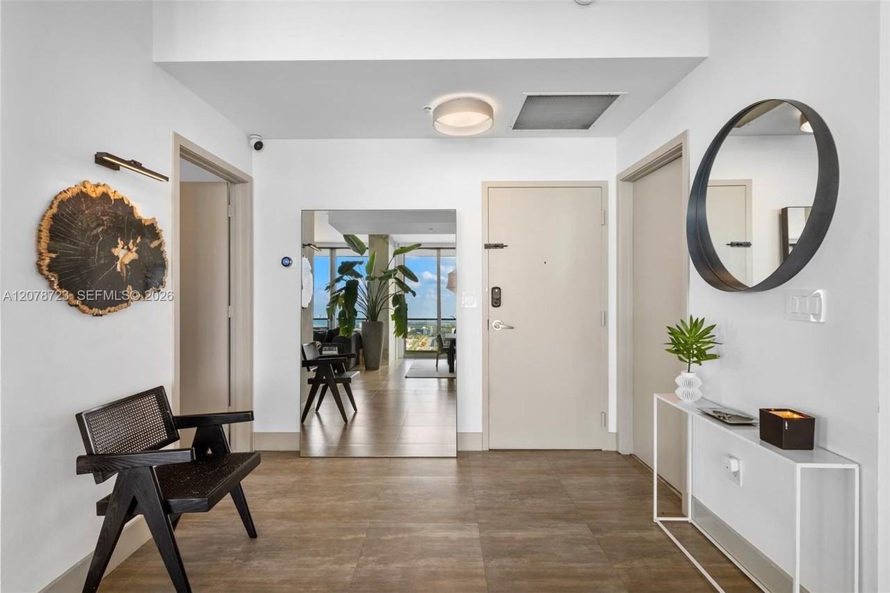 3470 East Coast Avenue - Photo 5 of 31