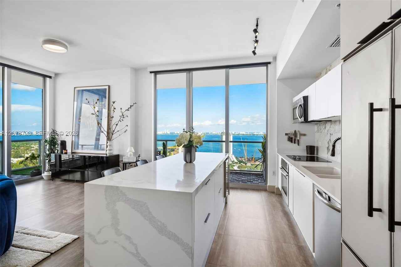 3470 East Coast Avenue - Photo 6 of 31
