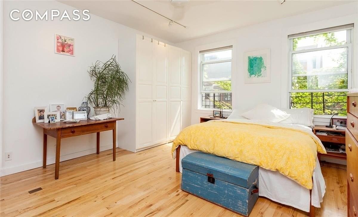 404 13th St #3 - Photo 5 of 7