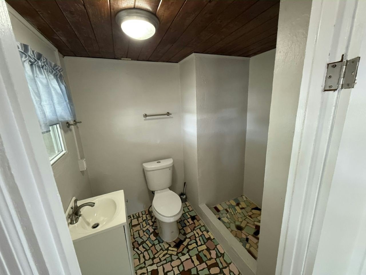 14035 W River Road Cabin D - Photo 5 of 11