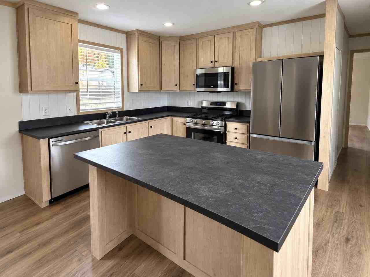28 Mockingbird Dr #218 - Photo 3 of 11