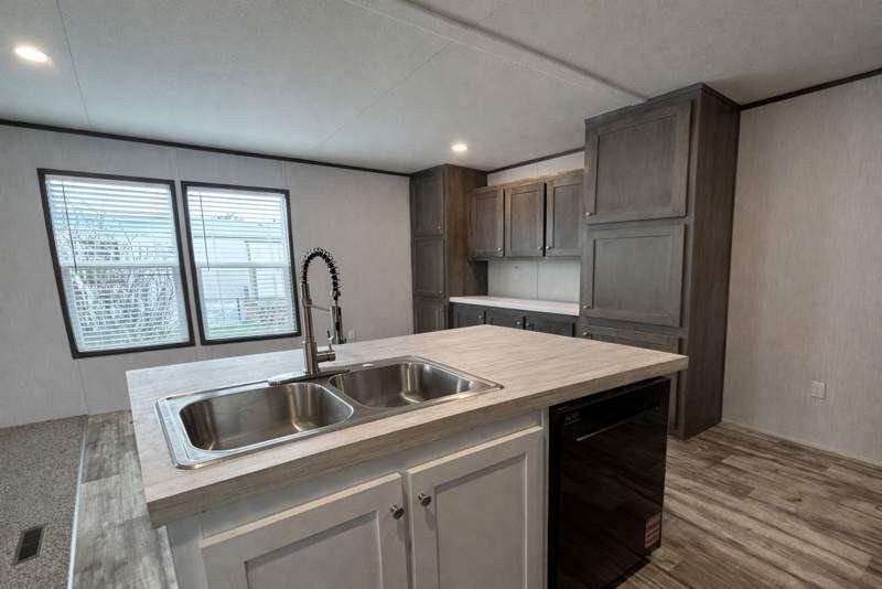 120 Oak Run - Photo 4 of 11