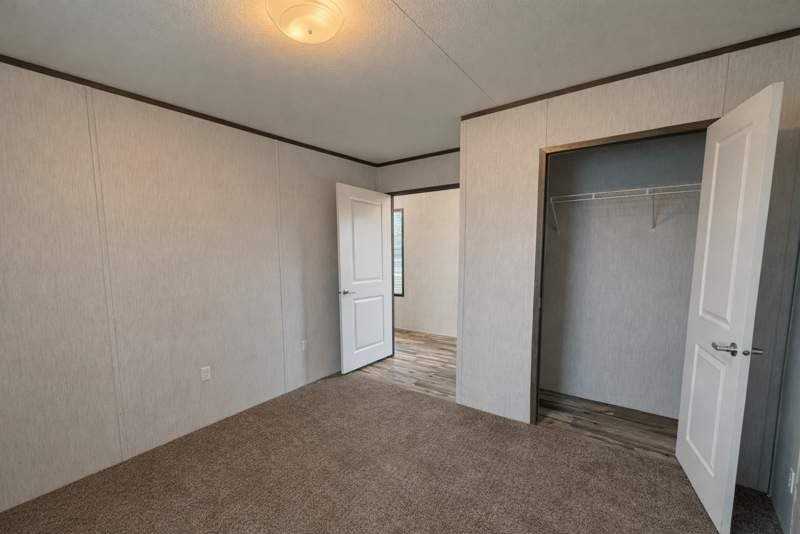 120 Oak Run - Photo 6 of 11