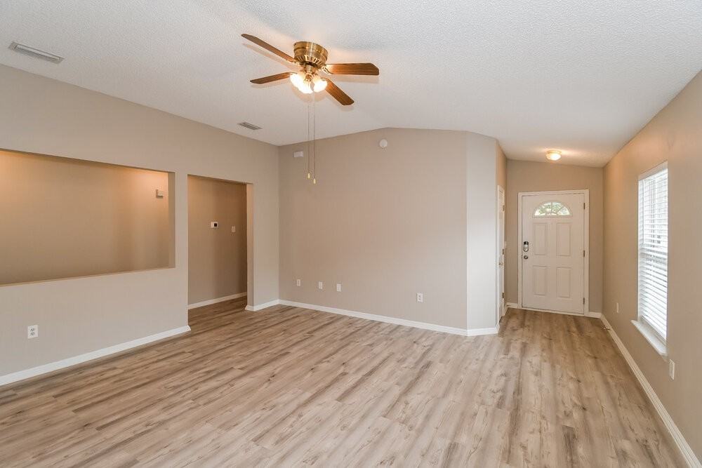972 Morning Light Rd - Photo 4 of 16