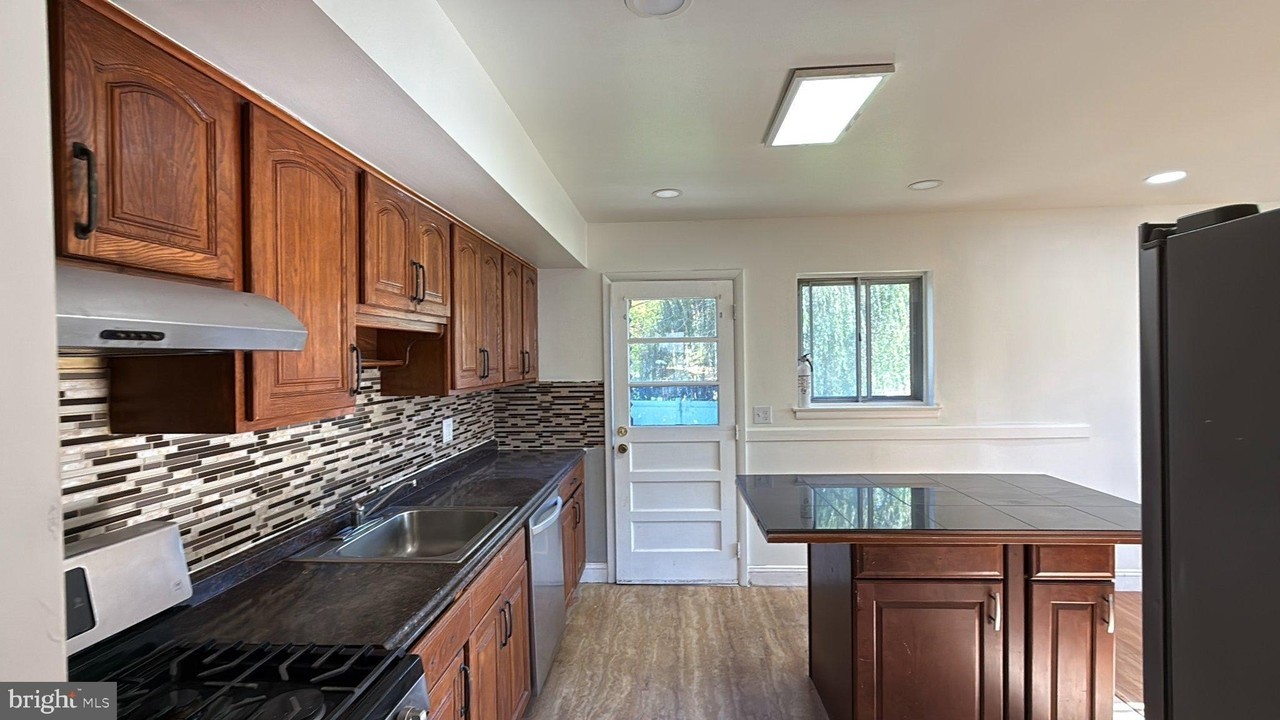 24 Vista Rd - Photo 6 of 21