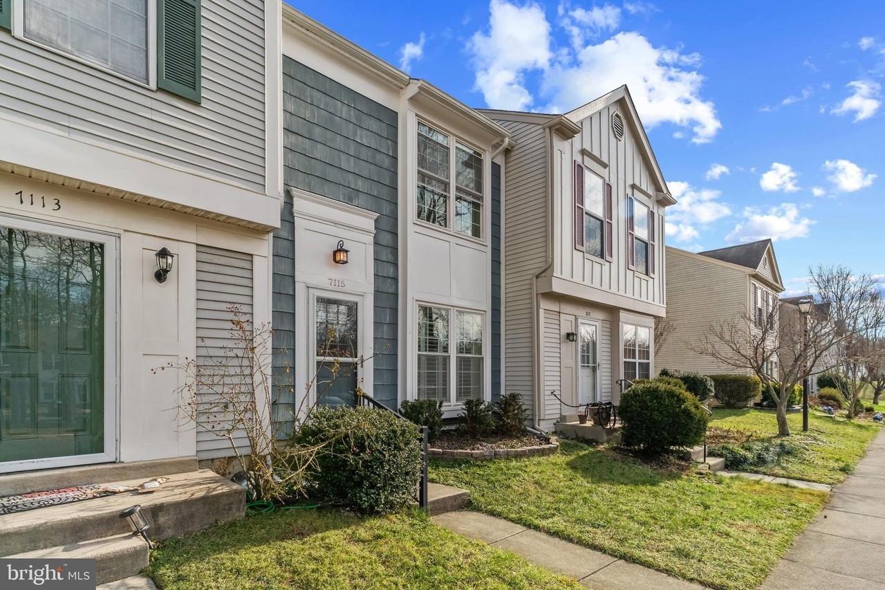 7115 Strawn Ct - Photo 3 of 27