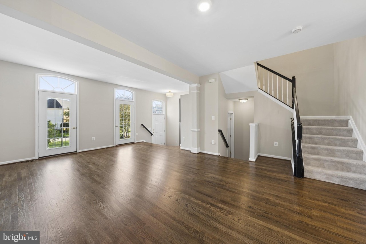 6759 Joseph Edgar Ct - Photo 5 of 41