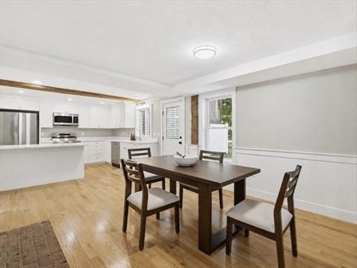 164 Main Street #B - Photo 3 of 26