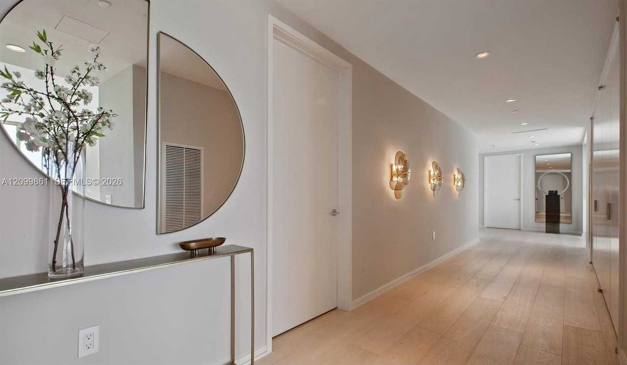 Collins Ave & 5th St - Photo 6 of 19