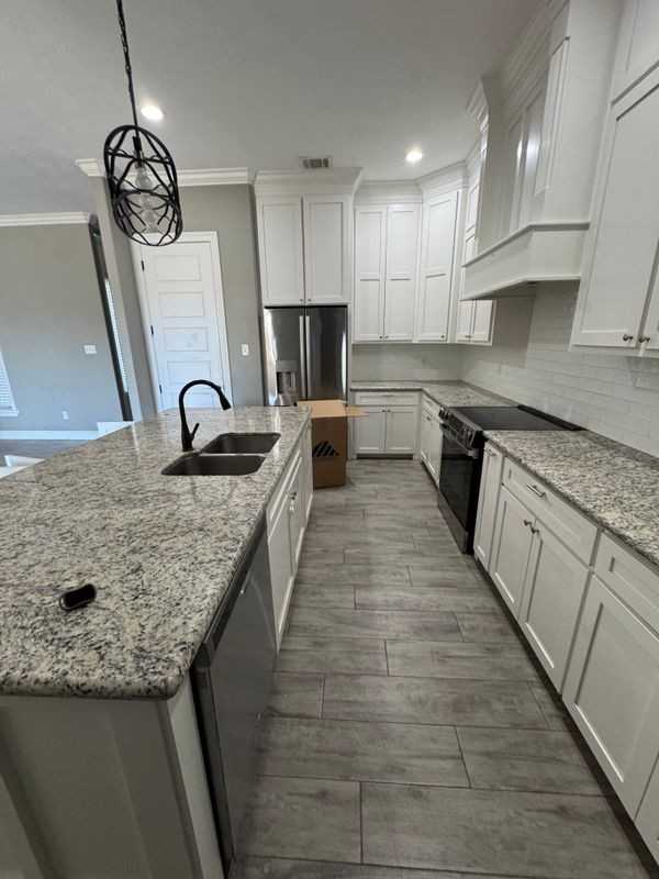 1476 Cameron Ct - Photo 2 of 3