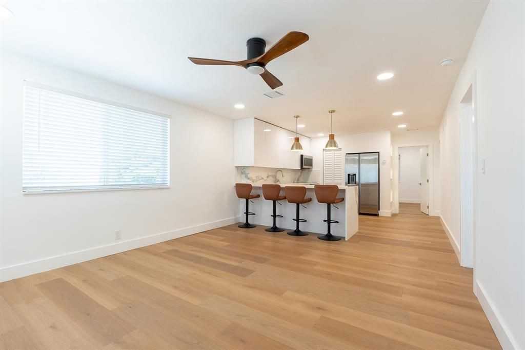 2171 Ne 56th St - Photo 6 of 15