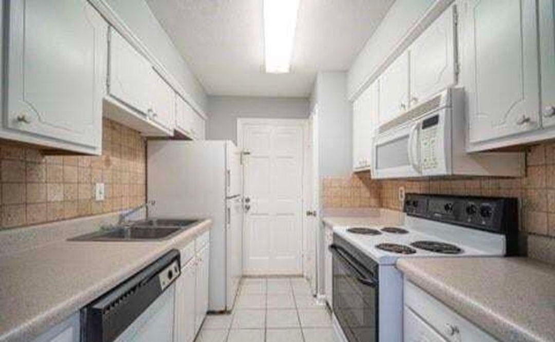 153 Rue Fontaine - Photo 2 of 4