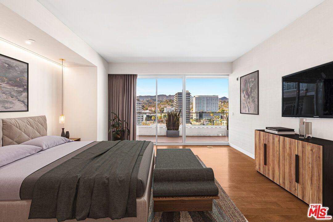 6250 Hollywood Blvd ##14d - Photo 4 of 26
