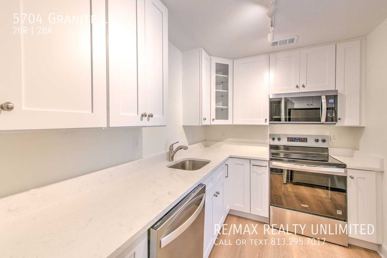 5704 Granite Ln - Photo 6 of 26