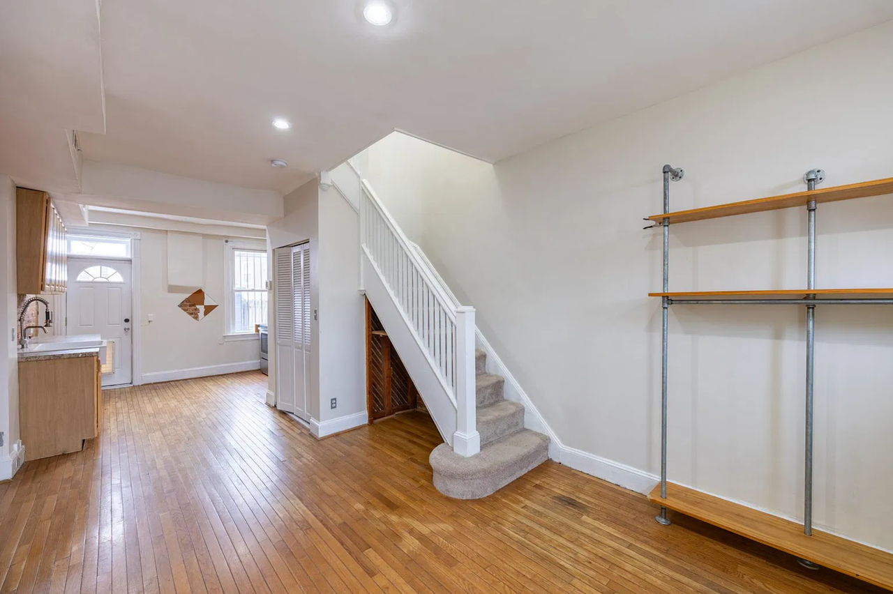 819 W Virginia Ave Ne - Photo 2 of 18