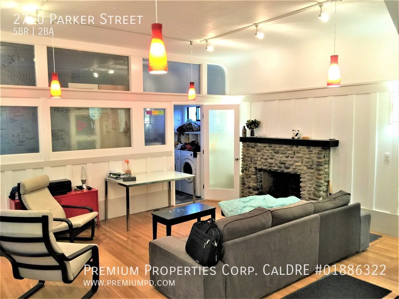 2740 Parker St - Photo 5 of 19