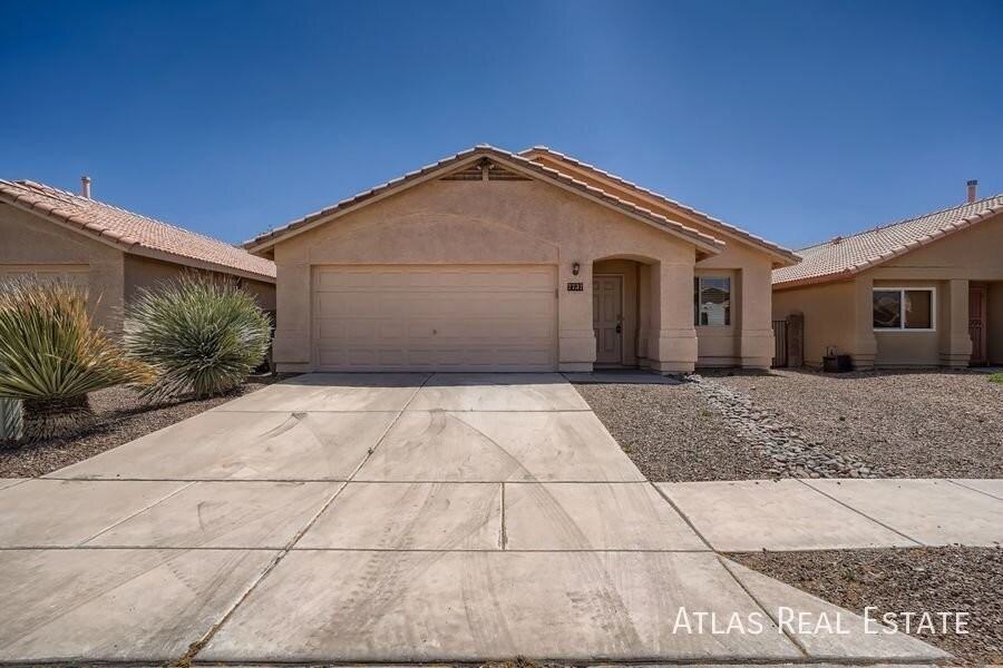 7737 S Titanite Ln - Photo 2 of 32