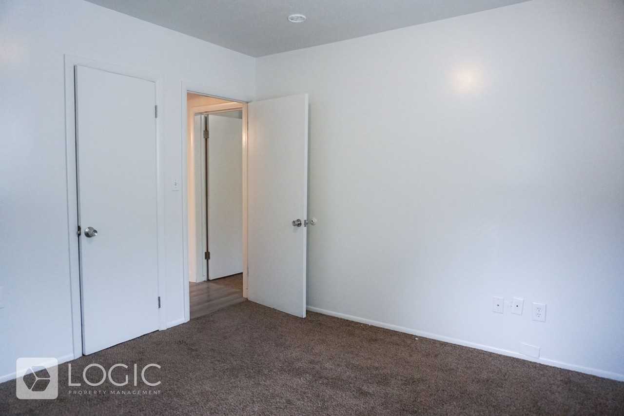 4332 Adams Ave #1 - Photo 7 of 11