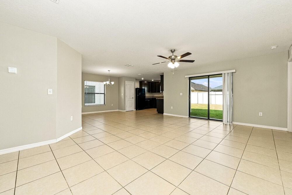 1714 Chatham Green Cir - Photo 3 of 16
