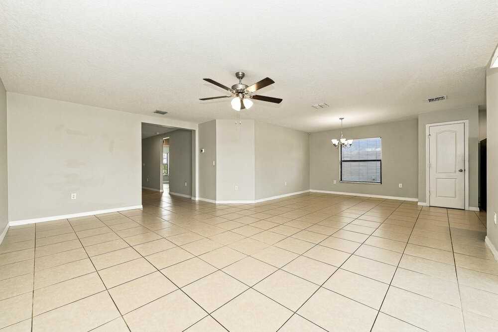 1714 Chatham Green Cir - Photo 4 of 16