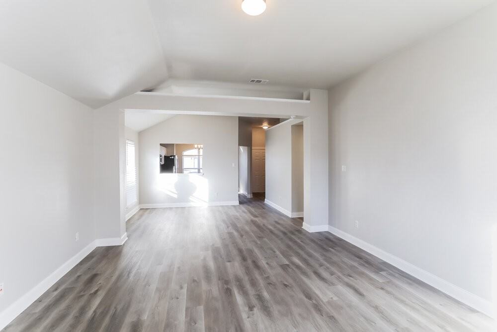 10432 Aransas Dr - Photo 4 of 16