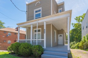 featured image of 2787 Montana Ave