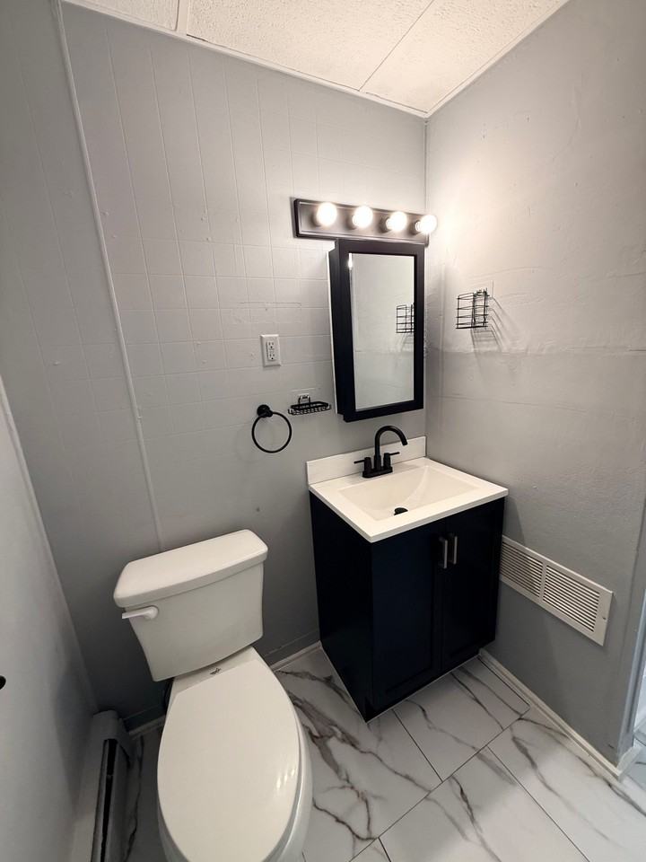 258 Mansion St #3 - Photo 7 of 14