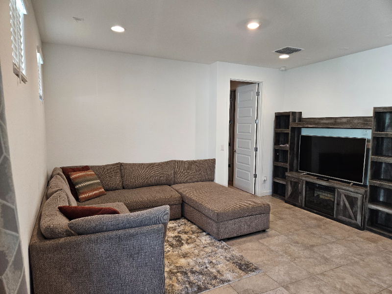 12413 W Vista Ave - Photo 6 of 16
