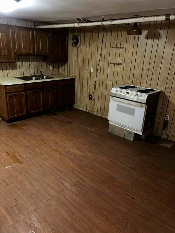 67 Fallbrook St #2 - Photo 5 of 8