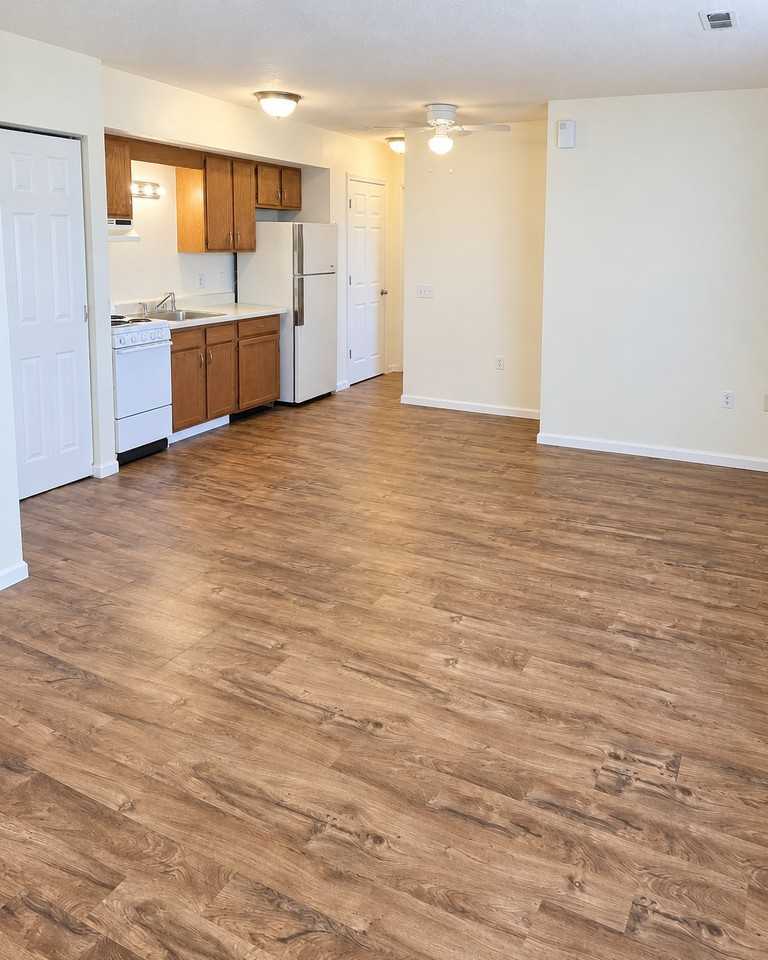 27 Scioto Dr #B - Photo 2 of 10