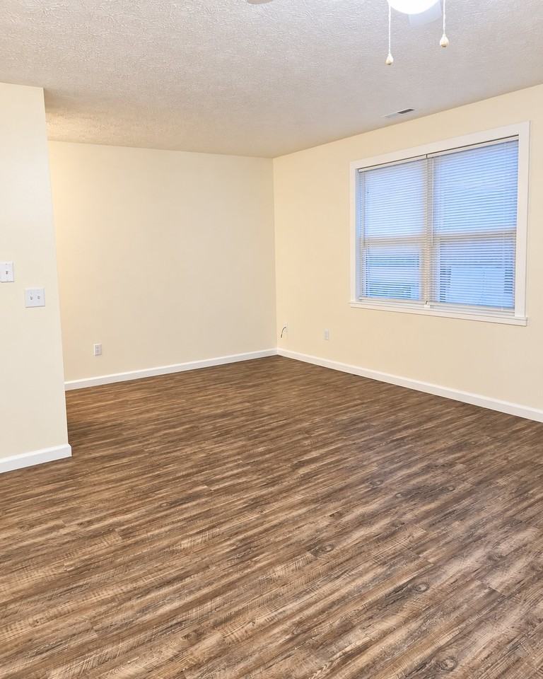 1725 Watson Rd #A - Photo 4 of 12
