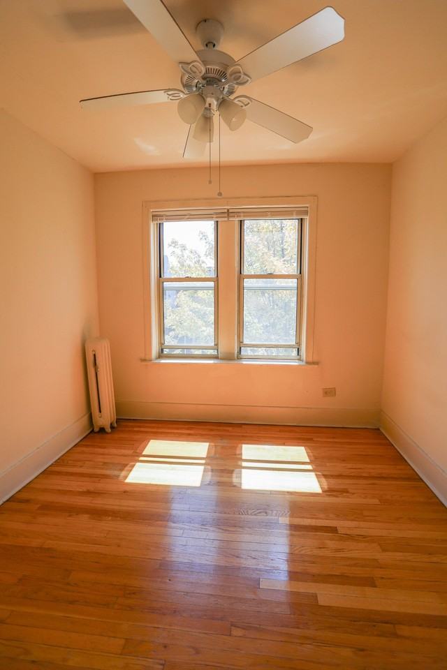 1100 W Roscoe St #4 - Photo 6 of 10