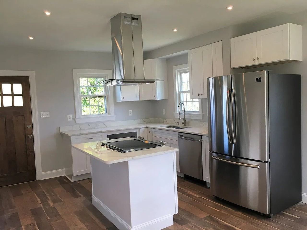 325 Hill Rd - Photo 2 of 16